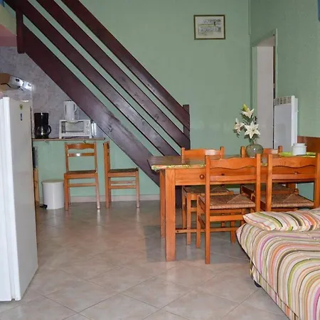 Maison 2 Pieces Mezzanine 6 Couchages St Cyprien Sc410-62c Saint-Cyprien (Pyrenees-Orientales)